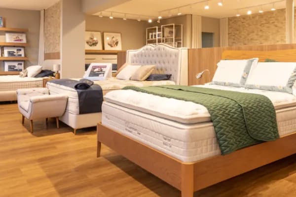 Quarto com colchão Anjos